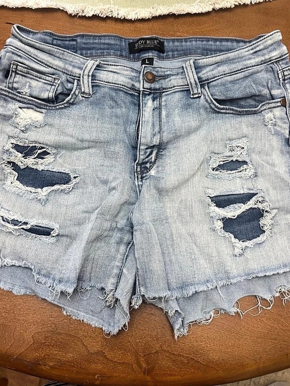 Judy blue Women's Distressed Denim Jean Shorts Size Large